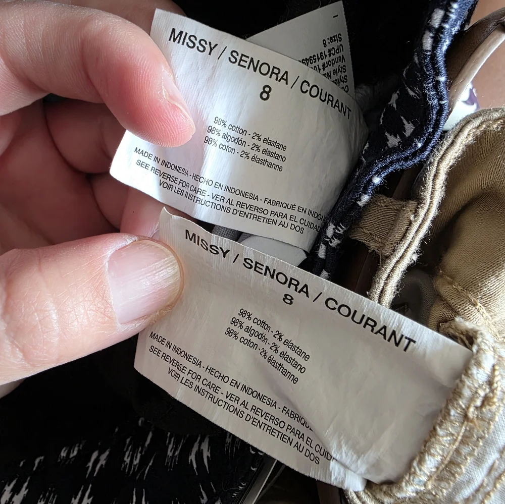 Gloria Vanderbilt stylish comfortable